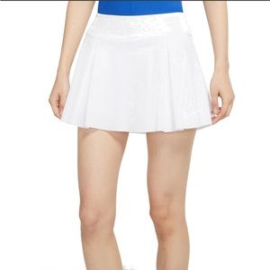 Nike Women's Dri-FIT Club Tennis Skirt (White) size small